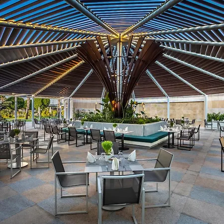 Calista Luxury Complex