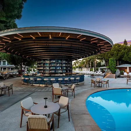 Complex Calista Luxury